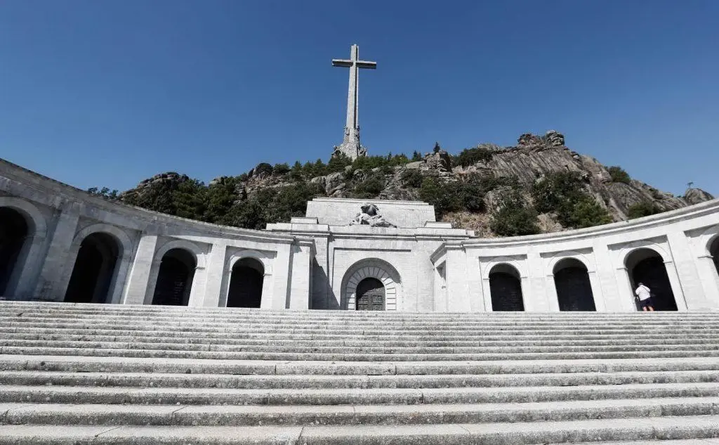 Il memoriale dedicato al dittatore al San Lorenzo del Escoral, vicino a Madrid (Ansa)