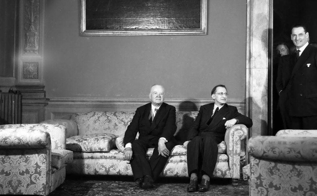 Il 31esimo presidente Usa Herbert Hoover con Alcide De Gasperi