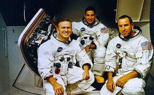 I tre membri dell'equipaggio: Frank Borman, James Lovell e William Anders