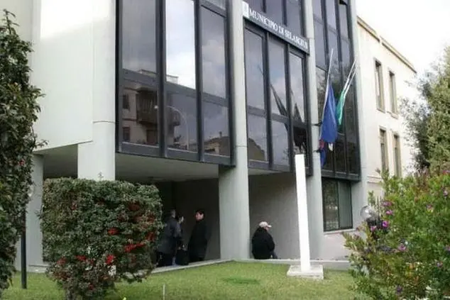 Il municipio di Selargius (archivio L'Unione Sarda))