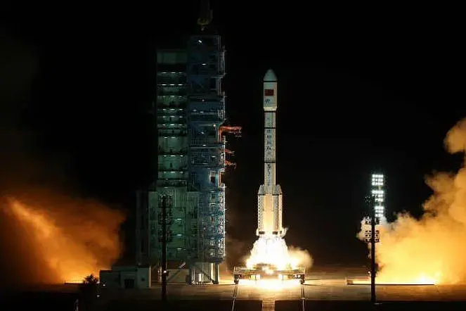Cina, via alla missione nello spazio per Tiangong-2