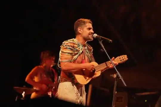 Mannarino inizia con un sold out a Fermo il suo tour estivo