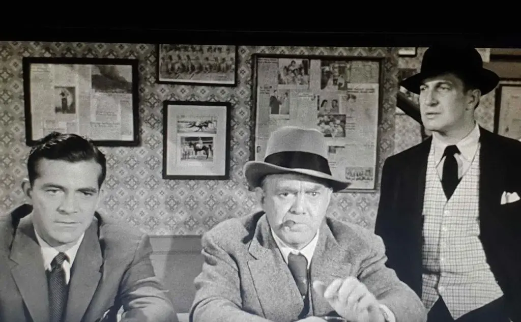 Da sinistra Dana Andrews, Thomas Mitchell e Vincent Price in &quot;Quando la città dorme&quot;