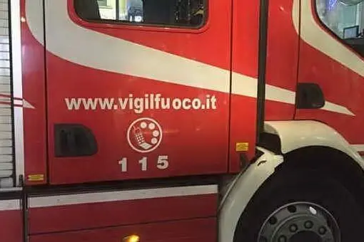 Vigili del fuoco (Archivio L'Unione Sarda)
