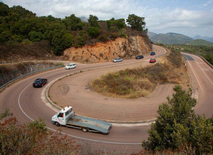 A passo lento  sulle strade  provinciali