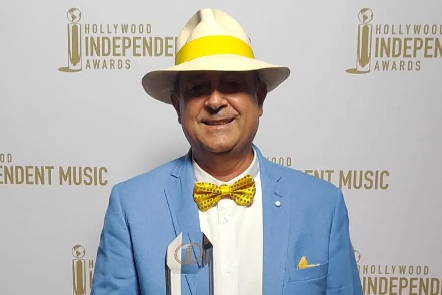 Roberto Tola