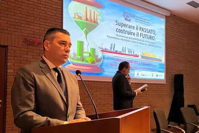 Il sindaco di Porto Torres Massimo Mulas (Foto: Pala)