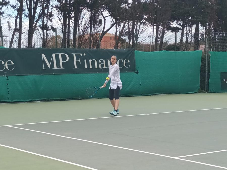 Tennis B1 femminile, sconfitta a domicilio per il Tc Cagliari B