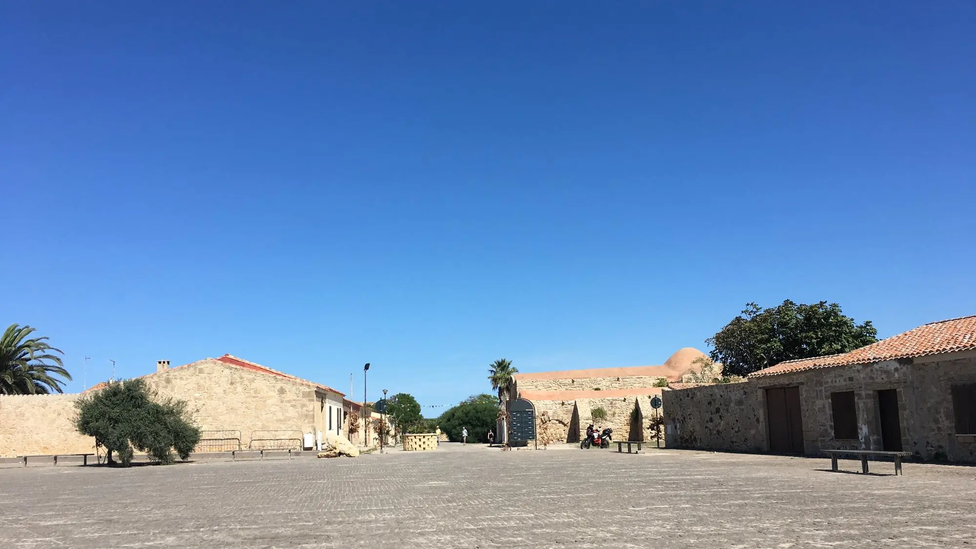 San Giovanni di Sinis: Un'Estate Ricca di Eventi tra Cultura, Musica e Sapori Autentici!