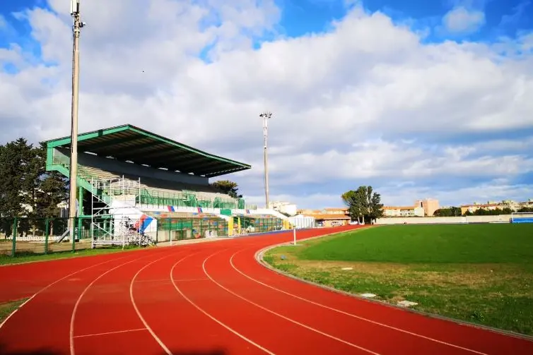 La pista di atletica a Porto Torres (Foto Pala)