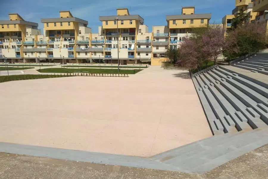 Piazza Dettori nel quartiere di Santa Maria di Pisa