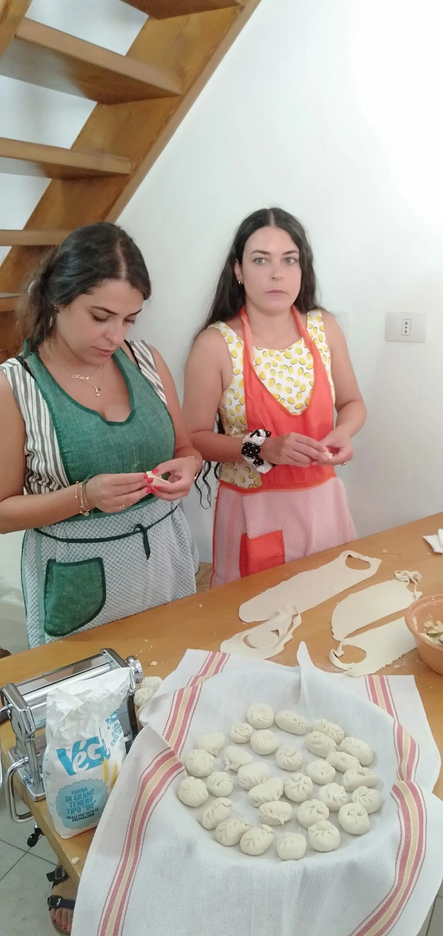 La preparazione delle Cocoeddas