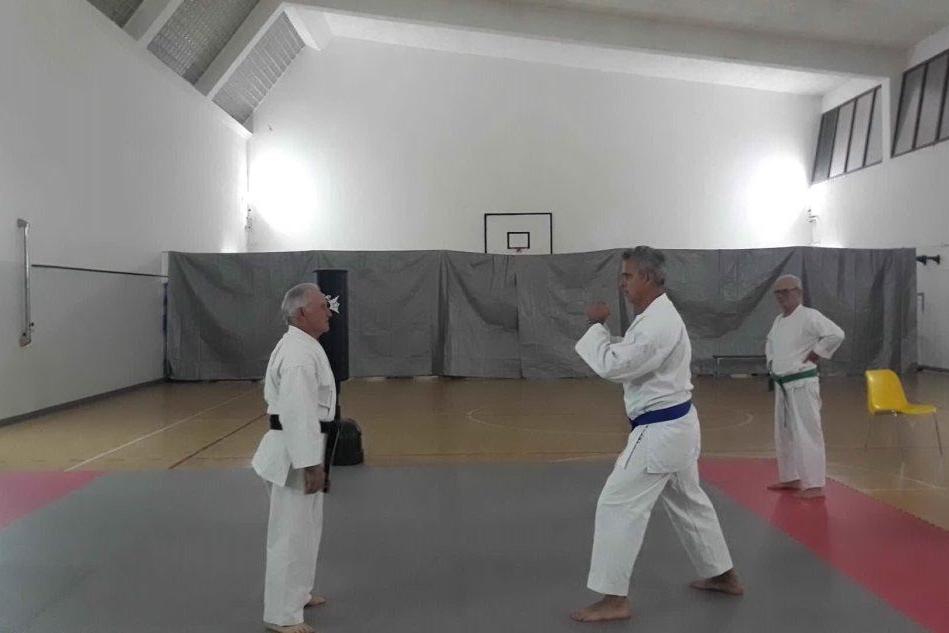 Il maestro karateka di Seulo: ottant'anni e non sentirli