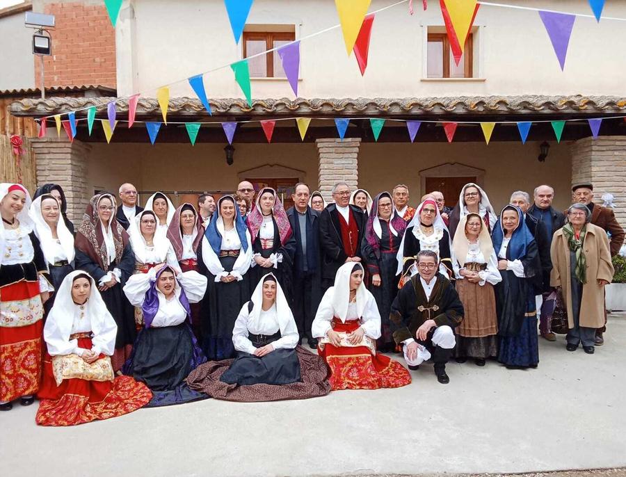 «Il gruppo folk? Lo ospito nella mia casa»