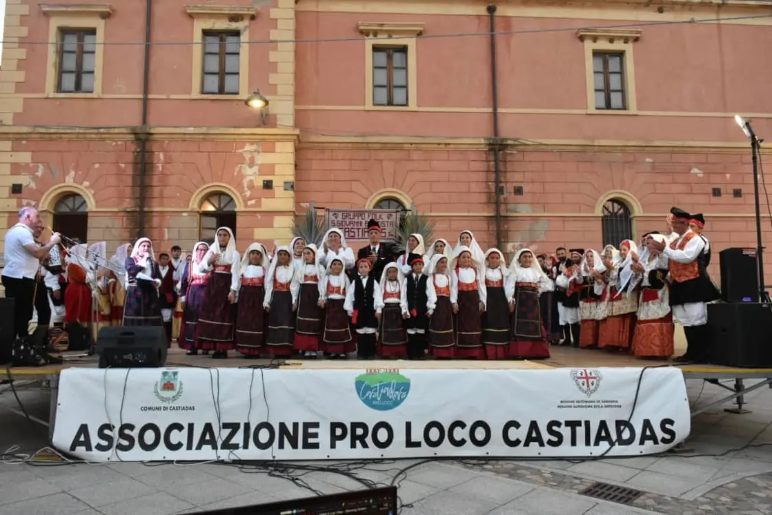 Castiadas, rinasce il gruppo folk