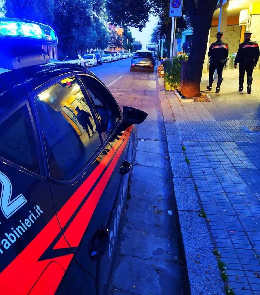 Ruba una “Vespa” da un cortile: 53enne in manette