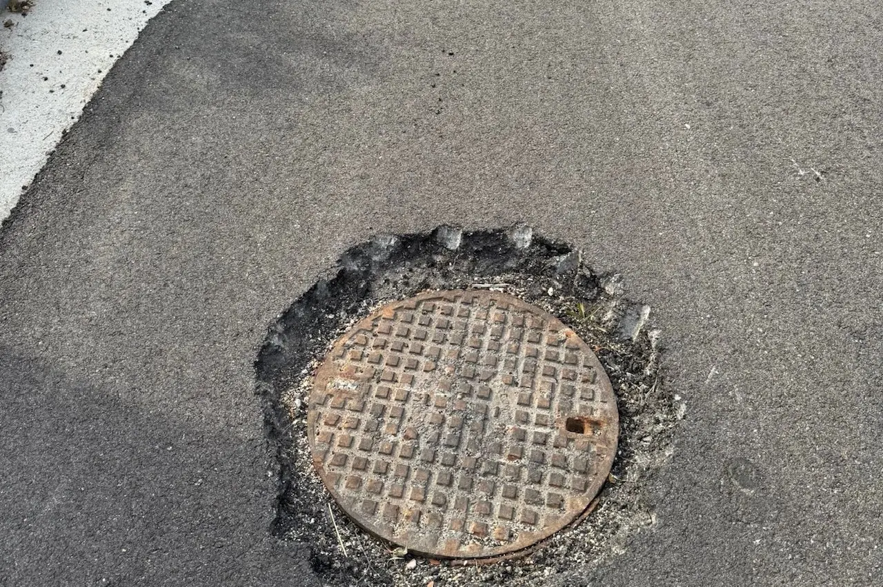 Costa Rei, i pozzetti in via Vespucci (foto Agus)