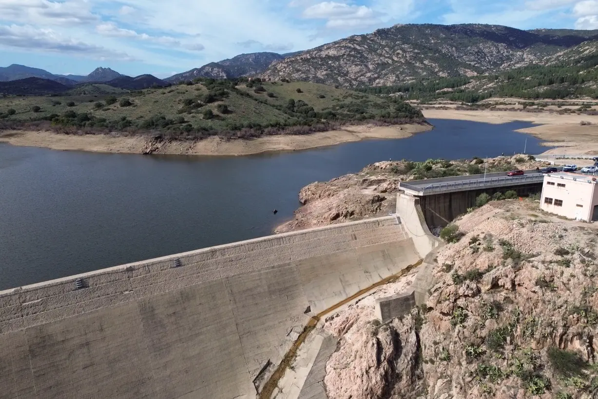 La diga di Maccheronis, a Torpè