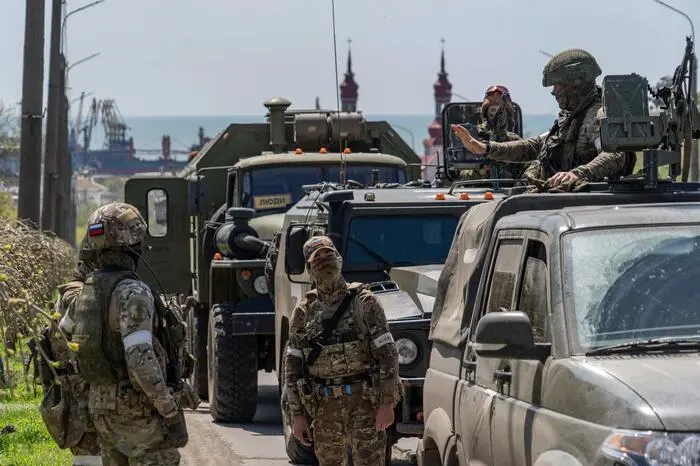 Militari russi in Ucraina (Ansa)