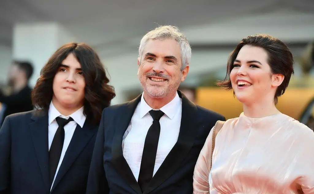 Mostra del Cinema di Venezia: il Leone d'Oro ad Alfonso Cuaron (al centro)