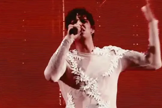 La notte indimenticabile di Achille Lauro allo Stadio Olimpico