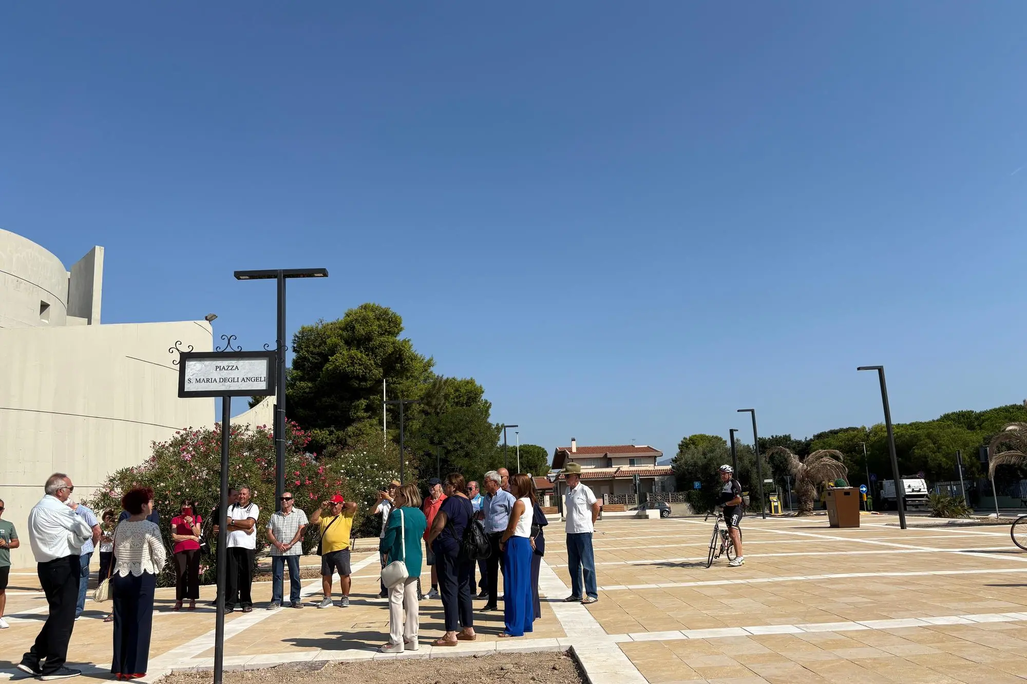 Quartu, piazza Santa Maria degli Angeli (foto Lai)