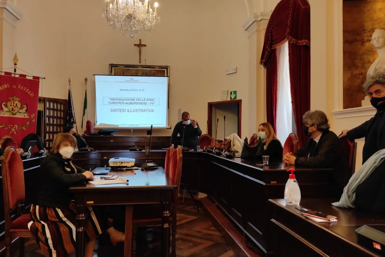 Una seduta del consiglio comunale di Sassari (foto L'Unione Sarda - Marras)
