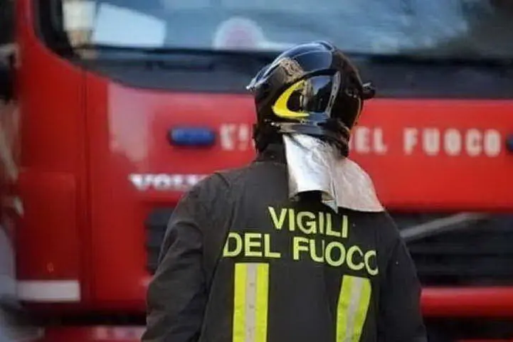 Vigili del fuoco (Archivio L'Unione Sarda)
