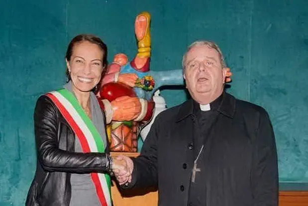 Il sindaco e l'arcivescovo (foto Lorenzo Ena)