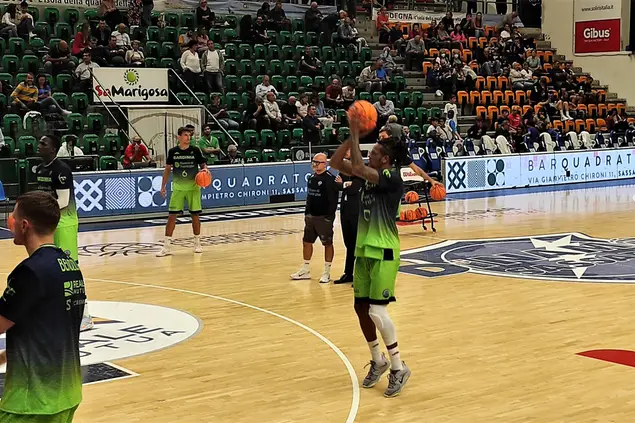 Jamal Jones è uno dei migliori realizzatori della Dinamo (foto G. Marras)