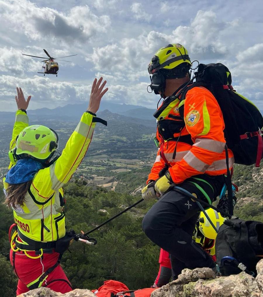 La salvezza per il climber arriva dal cielo