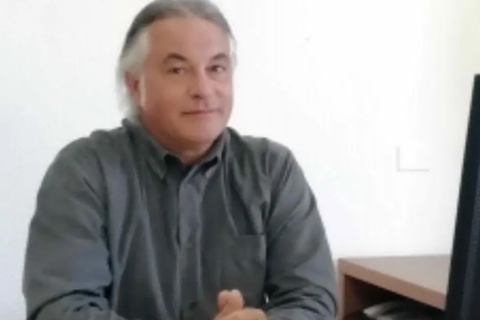 Il sindaco di Genoni Gianluca Serra