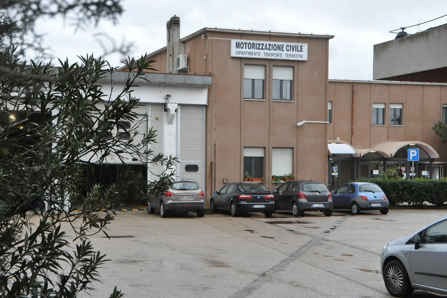 Motorizzazione civile di Sassari (archivio L'Unione Sarda)