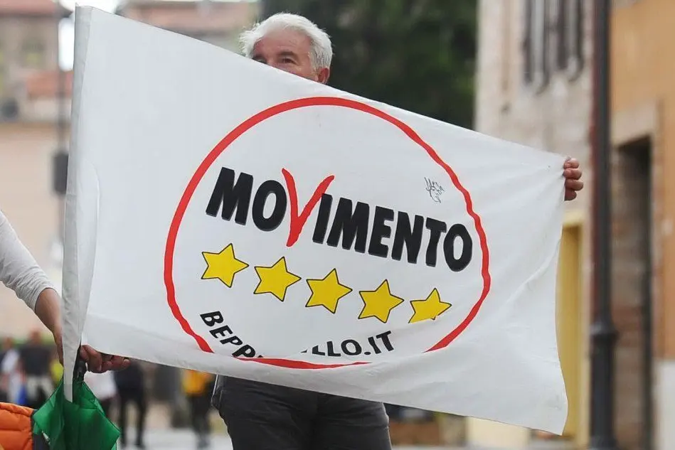 La bandiera del MoVimento 5 Stelle
