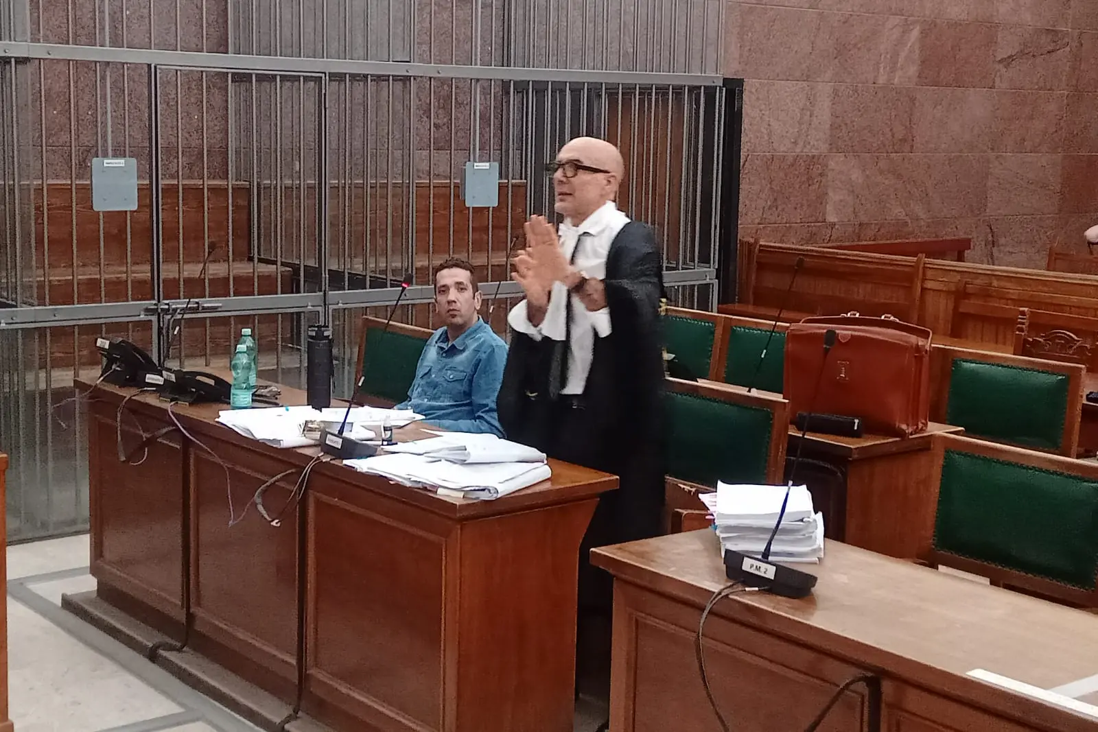Fabio Malu e il difensore Giampaolo Murrighile