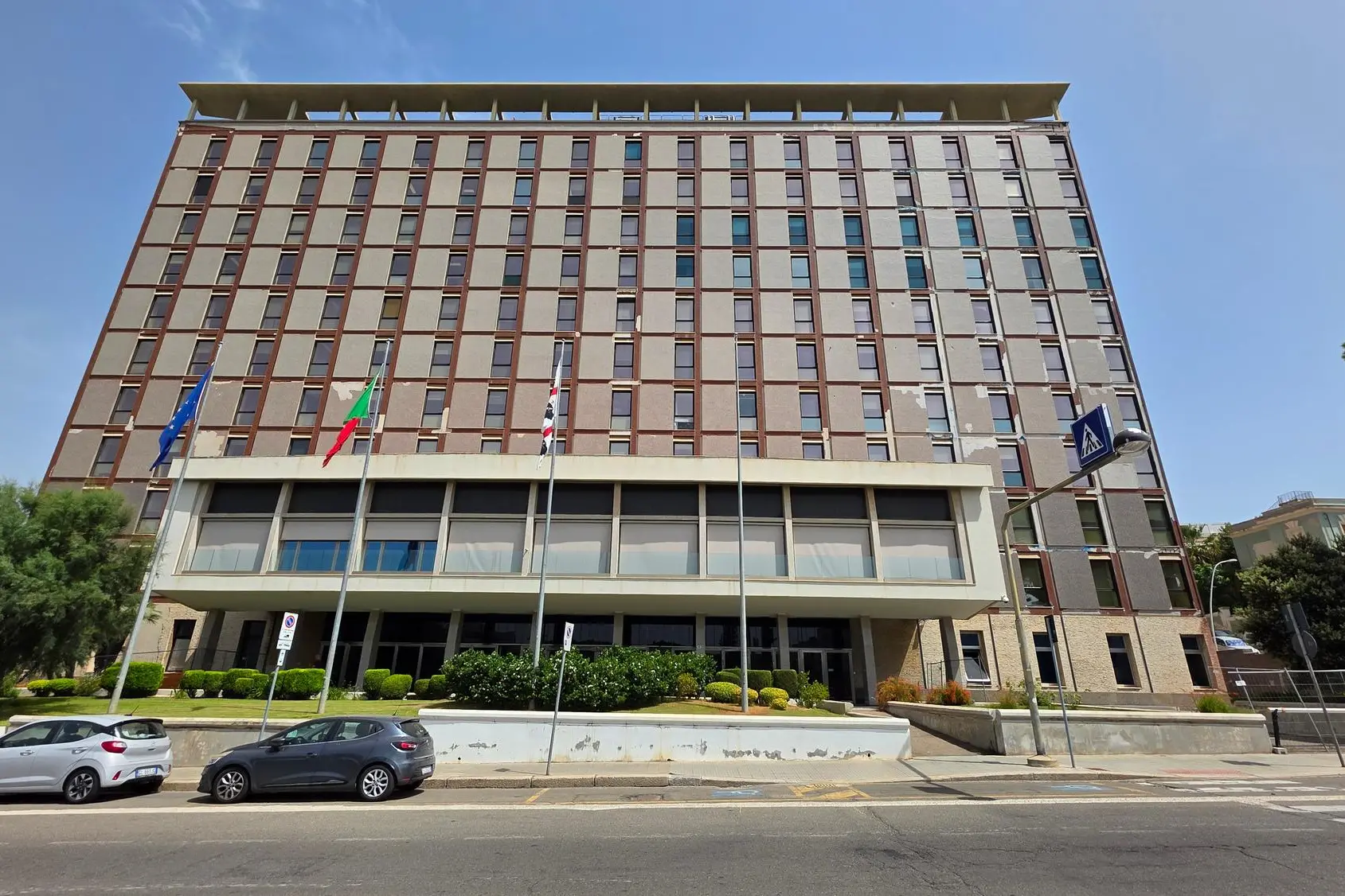 Palazzo della giunta regionale in viale Trento