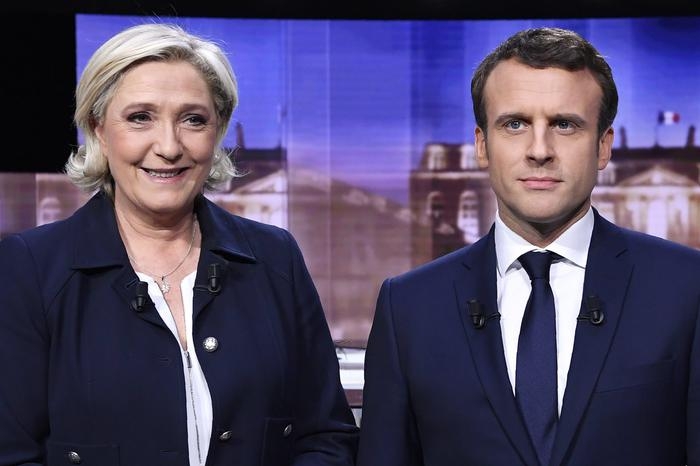 Francia, sarà ballottaggio Macron-Le Pen. Il presidente uscente è avanti di 4 punti