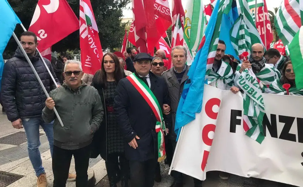 Alla manifestazione di Sassari era presente anche il sindaco, Nicola Sanna