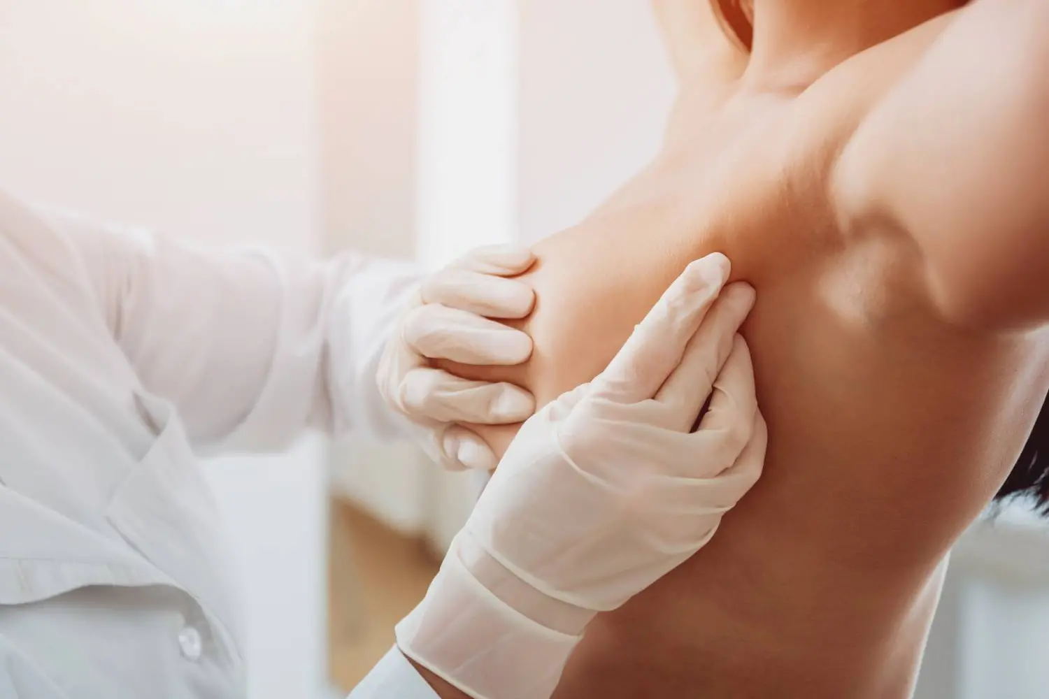 Tumore al seno, l’importanza della diagnosi precoce (archivio L'Unione Sarda)