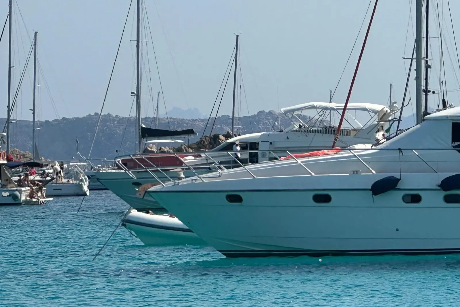 La Maddalena, imbarcazioni nelle isole del Parco