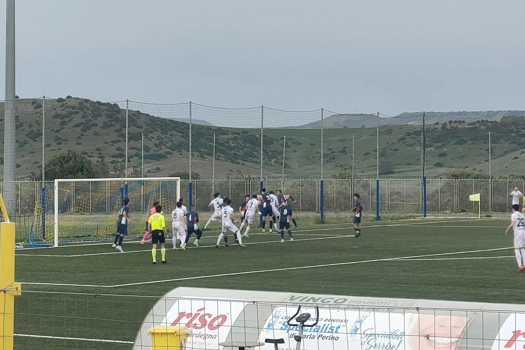 Un'immagine della sfida tra Freccia Parte Montis e Atletico Cagliari (foto di Giacomo Pala)