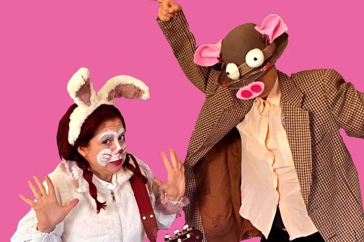 Una scena dello spettacolo (foto La Botte e il Cilindro)