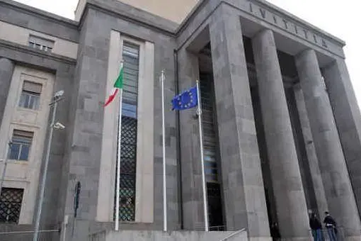 Il tribunale di Cagliari (foto archivio Unione Sarda)