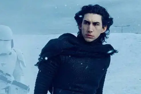 Adam Driver sul set (foto da frame video)