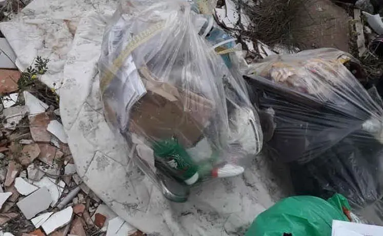 La discarica di Ponti Pizzinnu (L'Unione Sarda - Pala)