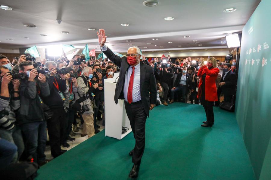 Portogallo, trionfo di Costa: al primo ministro socialista la maggioranza assoluta