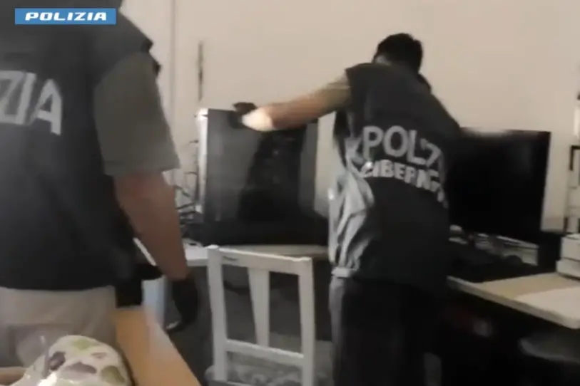 La perquisizione della polizia postale