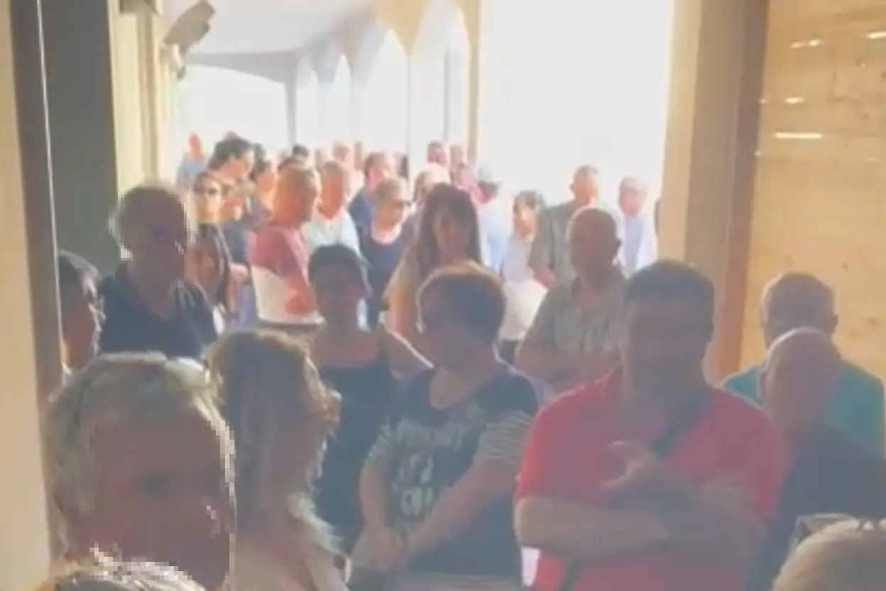 La lunga coda ad Alghero