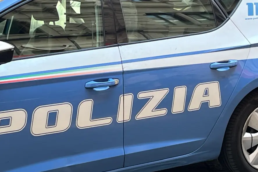 Polizia (Foto L'Unione Sarda)