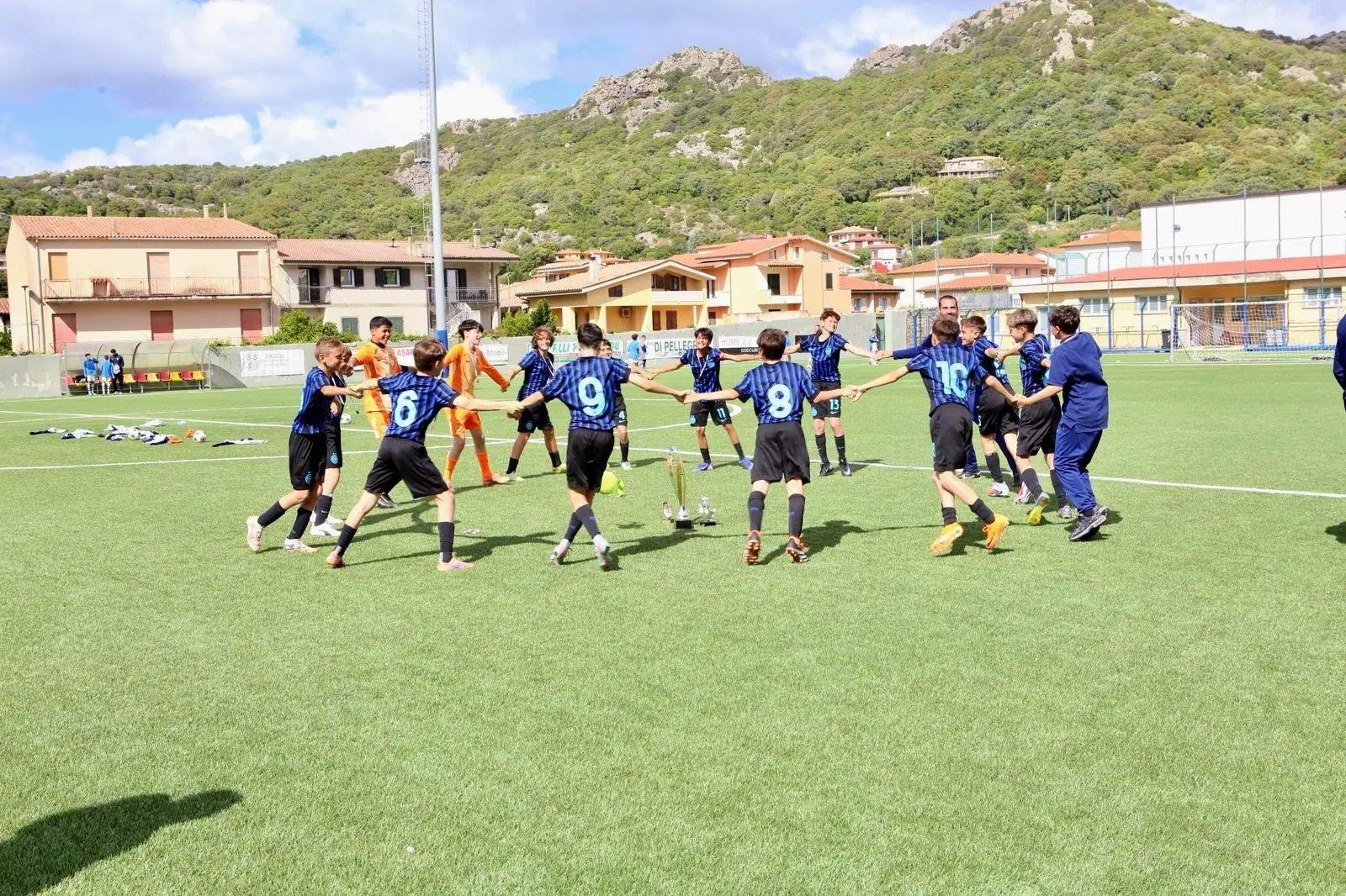 Girotondo per i vincitori (Foto concessa)